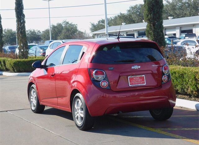 Pre-Owned 2014 Chevrolet Sonic LT 4D Hatchback FWD full