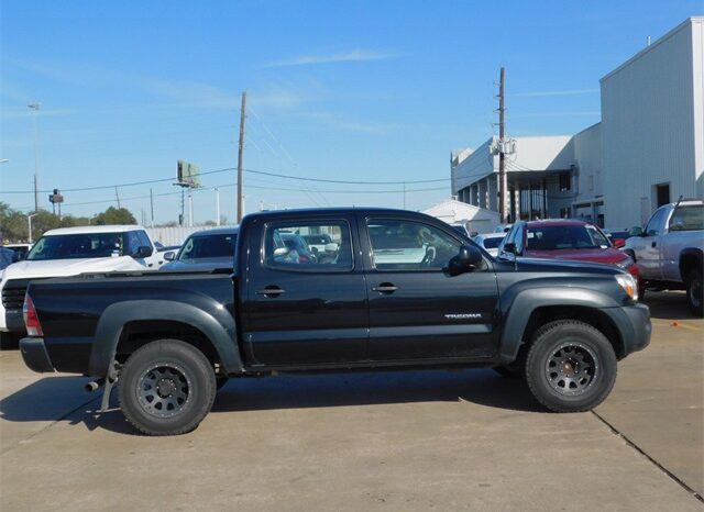 Pre-Owned 2009 Toyota Tacoma PreRunner 4D Double Cab RWD full