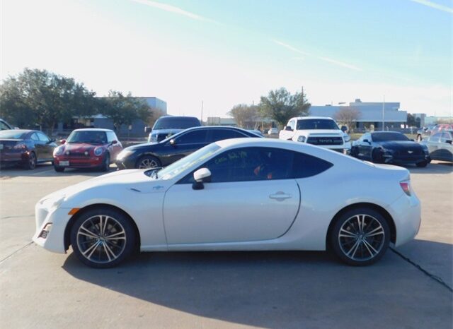 Pre-Owned 2013 Scion FR-S Base 2D Coupe RWD full