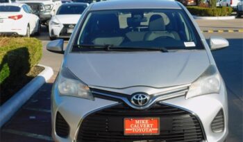 Pre-Owned 2017 Toyota Yaris L 5D Hatchback FWD full