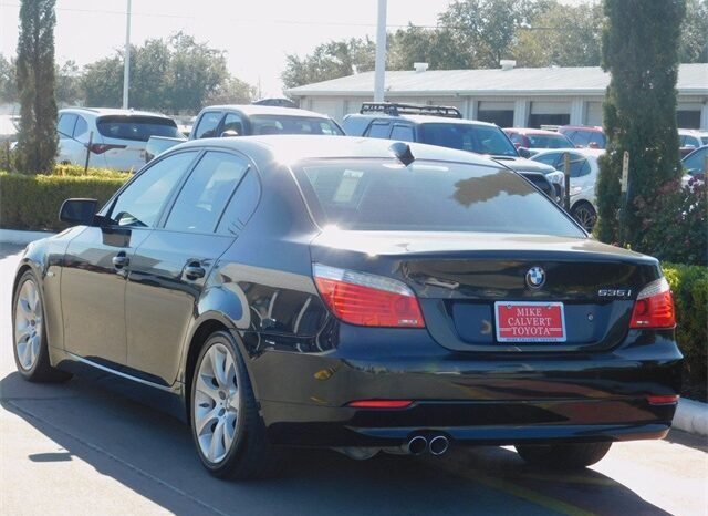 Pre-Owned 2009 BMW 5 Series 535i 4D Sedan RWD full