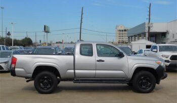 Pre-Owned 2016 Toyota Tacoma SR 4D Access Cab RWD full