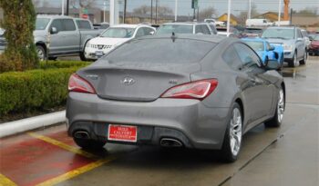 Pre-Owned 2013 Hyundai Genesis Coupe 2.0T R-Spec 2D Coupe RWD full