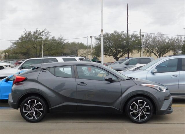 Pre-Owned 2018 Toyota C-HR XLE 4D Sport Utility FWD (Down 4000) full