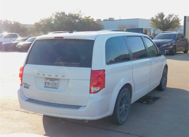 Pre-Owned 2016 Dodge Grand Caravan SE 4D Passenger Van FWD full