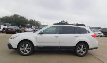 Pre-Owned 2014 Subaru Outback 2.5i 4D Sport Utility AWD full