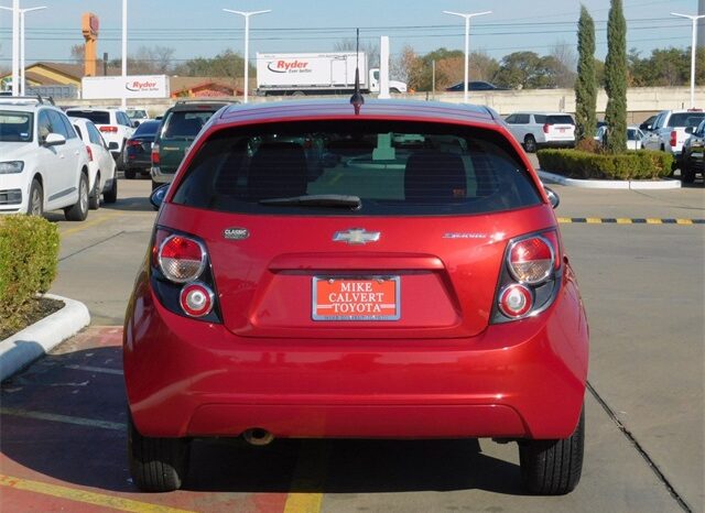 Pre-Owned 2014 Chevrolet Sonic LT 4D Hatchback FWD full