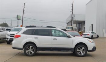 Pre-Owned 2014 Subaru Outback 2.5i 4D Sport Utility AWD full