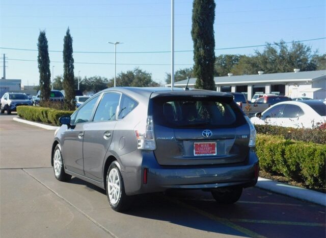 Pre-Owned 2012 Toyota Prius v Three 5D Wagon FWD full