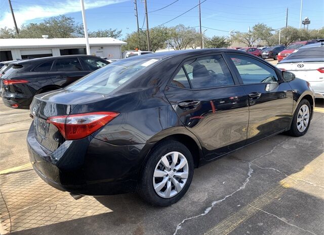 Pre-Owned 2015 Toyota Corolla LE 4D Sedan FWD full