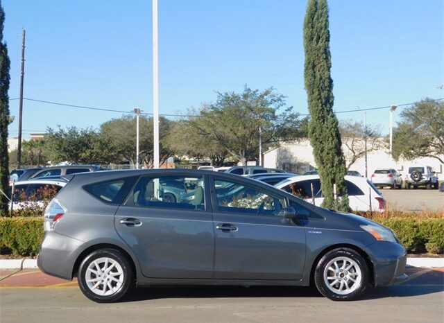 Pre-Owned 2012 Toyota Prius v Three 5D Wagon FWD full