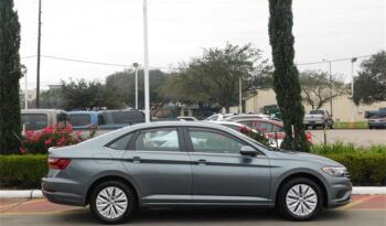 Pre-Owned 2019 Volkswagen Jetta 1.4T S 4D Sedan FWD full