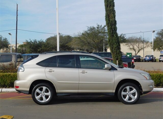 Pre-Owned 2004 Lexus RX 330 4D Sport Utility FWD full