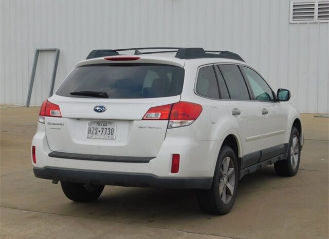 Pre-Owned 2014 Subaru Outback 2.5i 4D Sport Utility AWD full