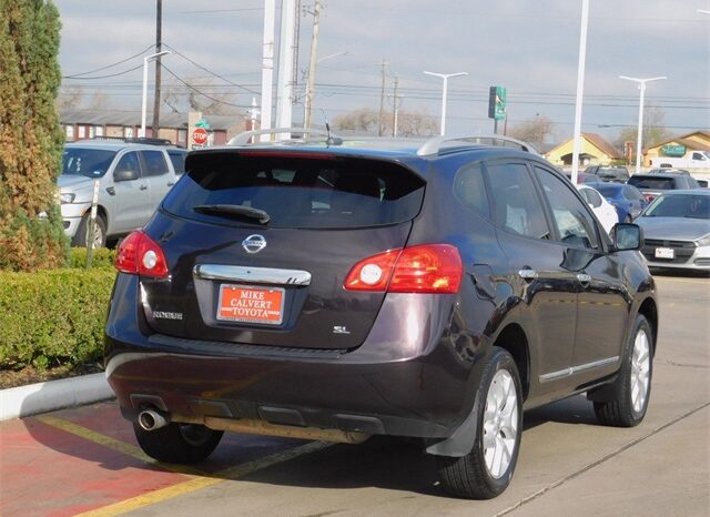 Pre-Owned 2012 Nissan Rogue SL 4D Sport Utility FWD full