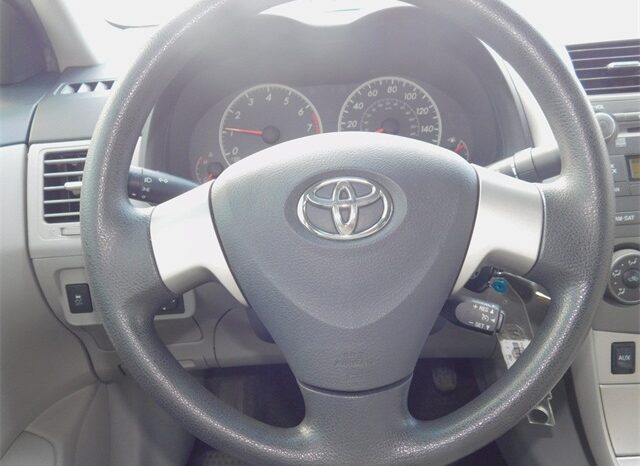 Pre-Owned 2011 Toyota Corolla LE 4D Sedan FWD full