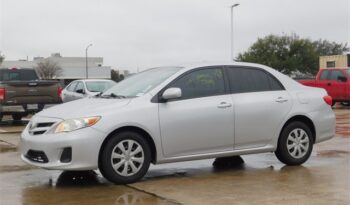 Pre-Owned 2011 Toyota Corolla LE 4D Sedan FWD full