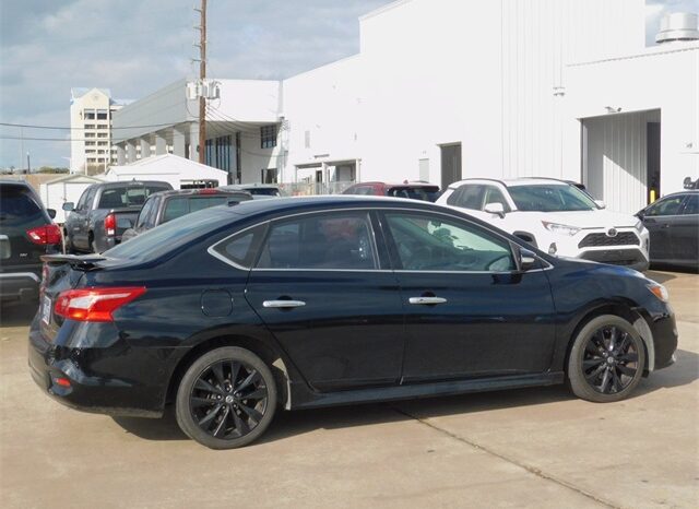 Pre-Owned 2018 Nissan Sentra SR 4D Sedan FWD full