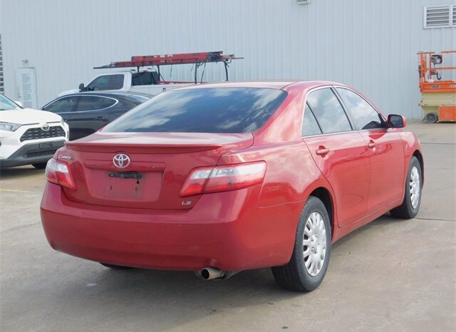 Pre-Owned 2009 Toyota Camry LE 4D Sedan FWD full