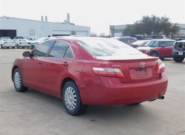 Pre-Owned 2009 Toyota Camry LE 4D Sedan FWD full