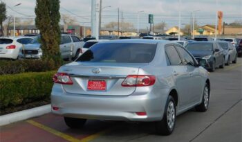 Pre-Owned 2011 Toyota Corolla LE 4D Sedan FWD full