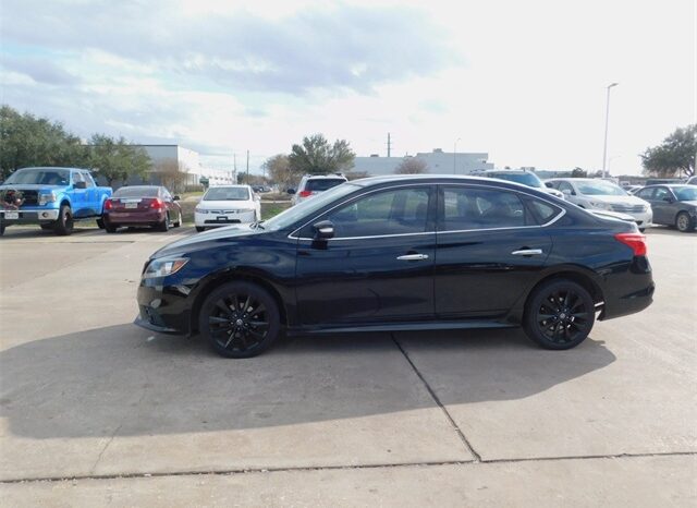 Pre-Owned 2018 Nissan Sentra SR 4D Sedan FWD full