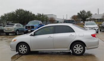 Pre-Owned 2011 Toyota Corolla LE 4D Sedan FWD full