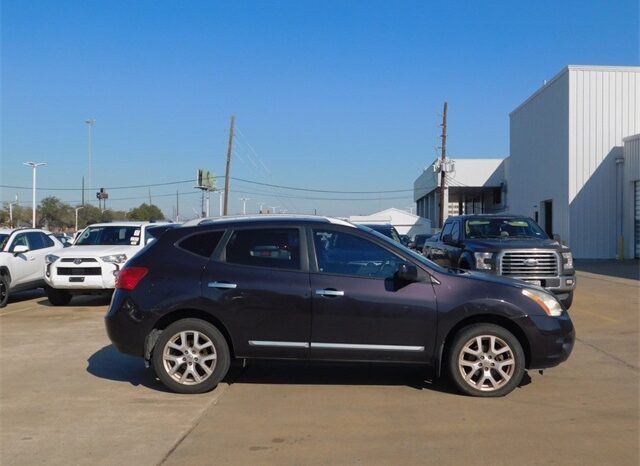 Pre-Owned 2012 Nissan Rogue SL 4D Sport Utility FWD full