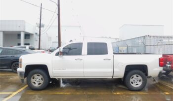 Pre-Owned 2015 Chevrolet Silverado 1500 LT 4D Crew Cab RWD full